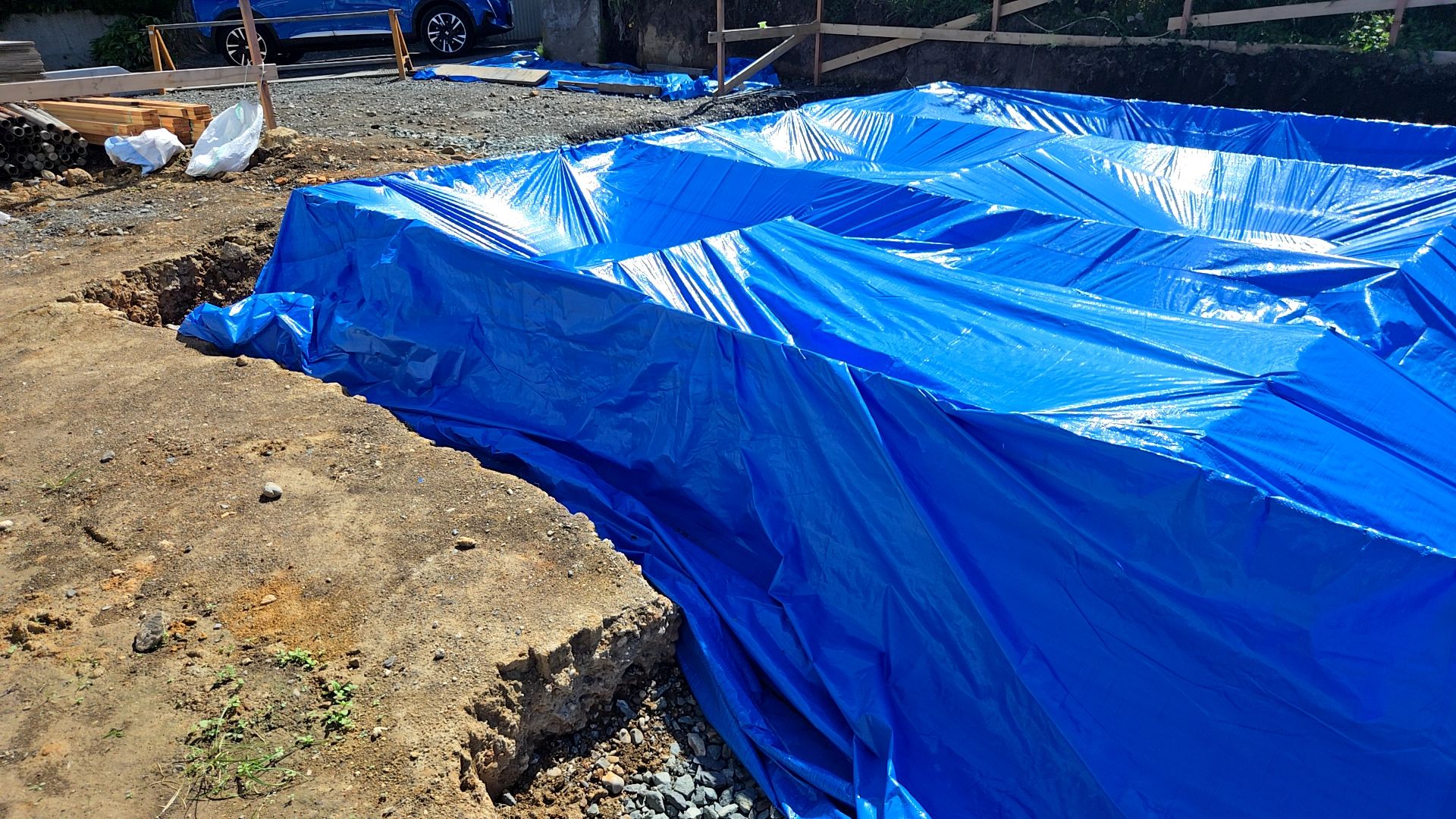 現場内はきれいに整頓し、片付けられています。