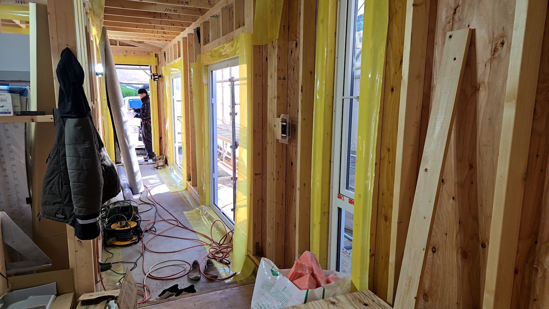 外部の防水紙張りを行っていく予定です。