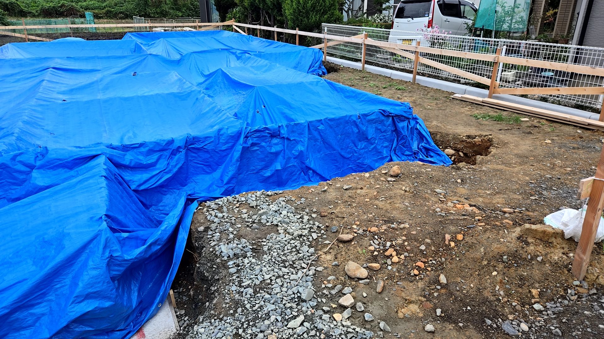 現場内をきれいに整頓し、きれいな状態にしております。