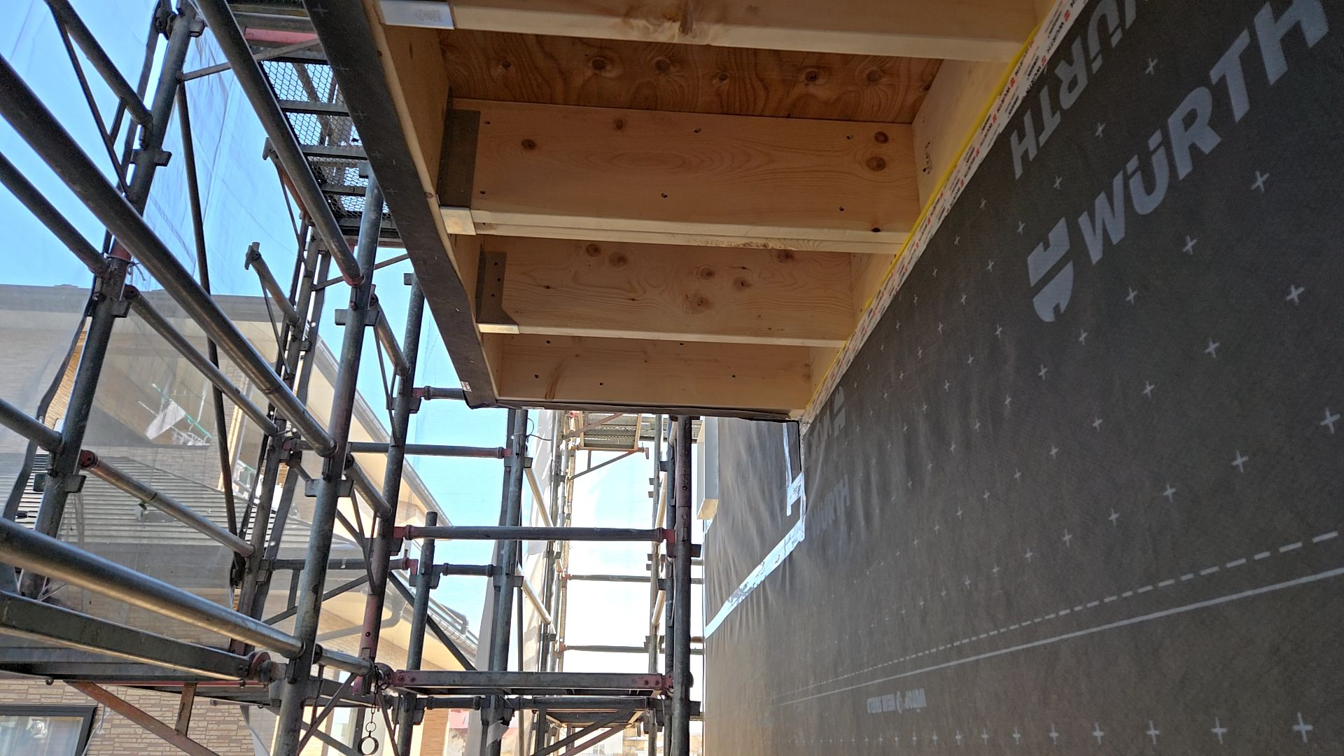 弊社による金物のチェックも行われました。