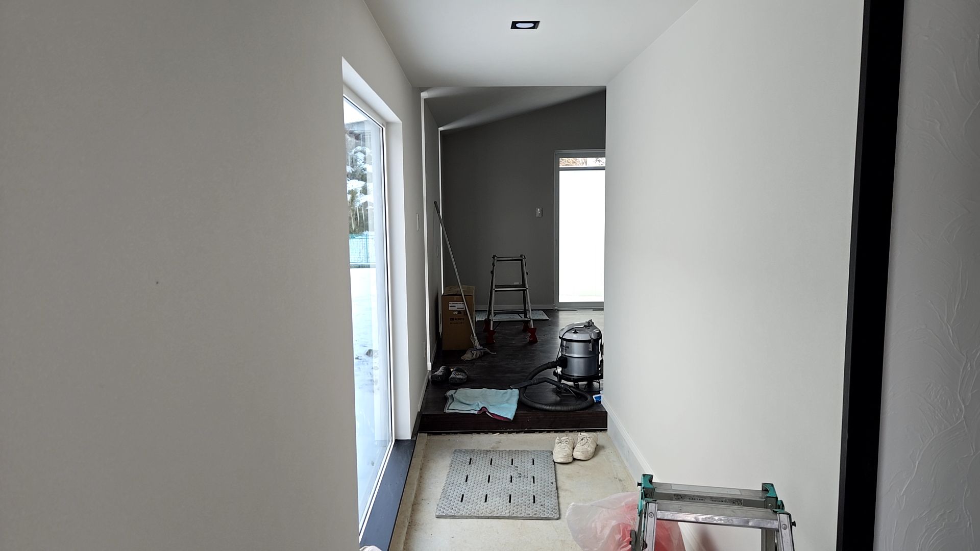 この後は、各業者による補修工事が行われていきます。