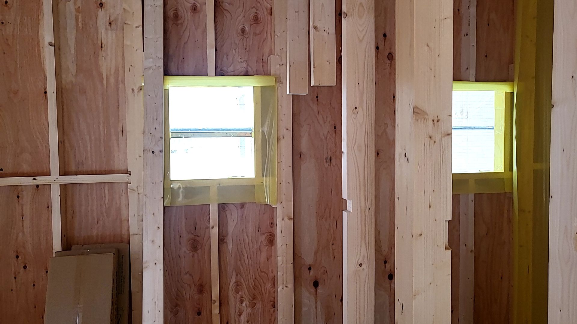 開口部の下地を作っている様子です。