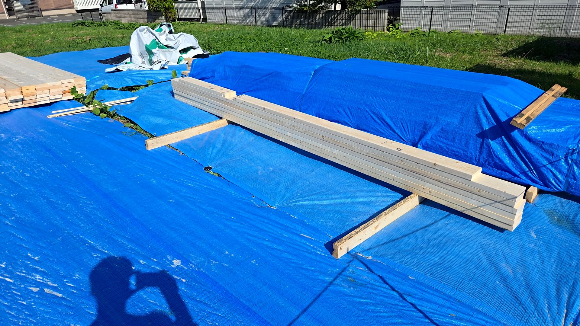 壁や床の材料など、選定をきちんと行い適切にプレカットを行っております。