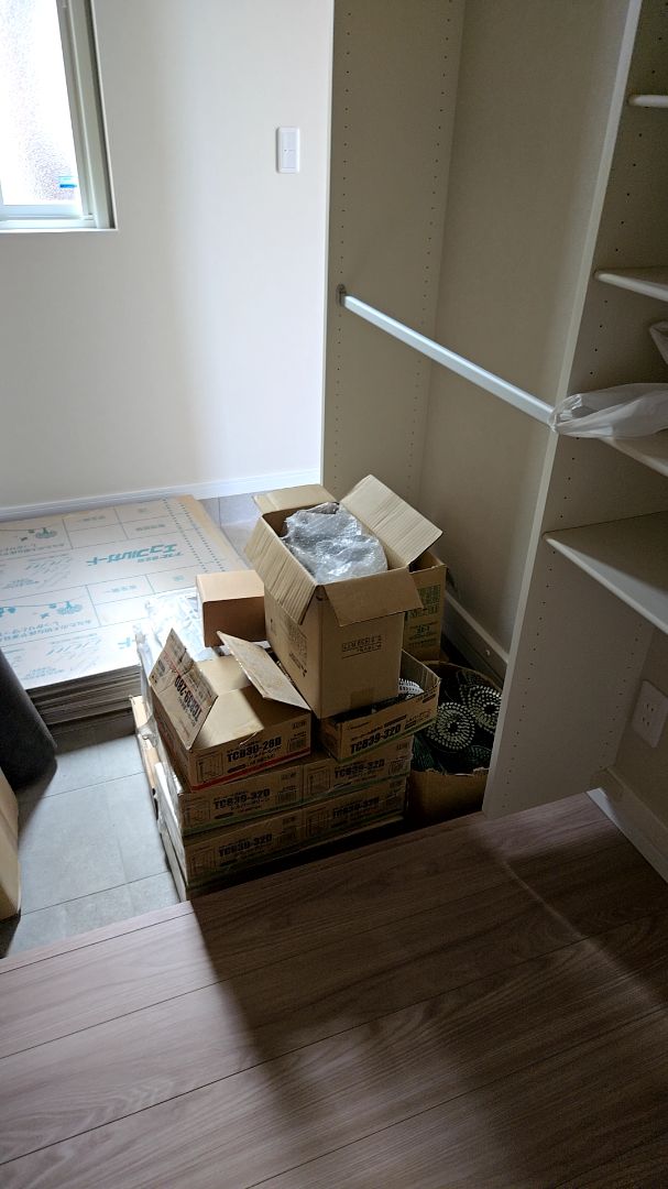 材料の片づけをしております。