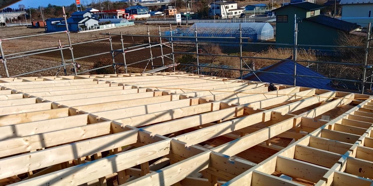 図面を確認しながら、正確に作業しております。