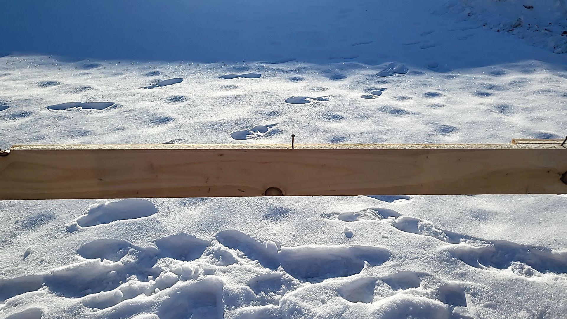 除雪作業から始めていきます。